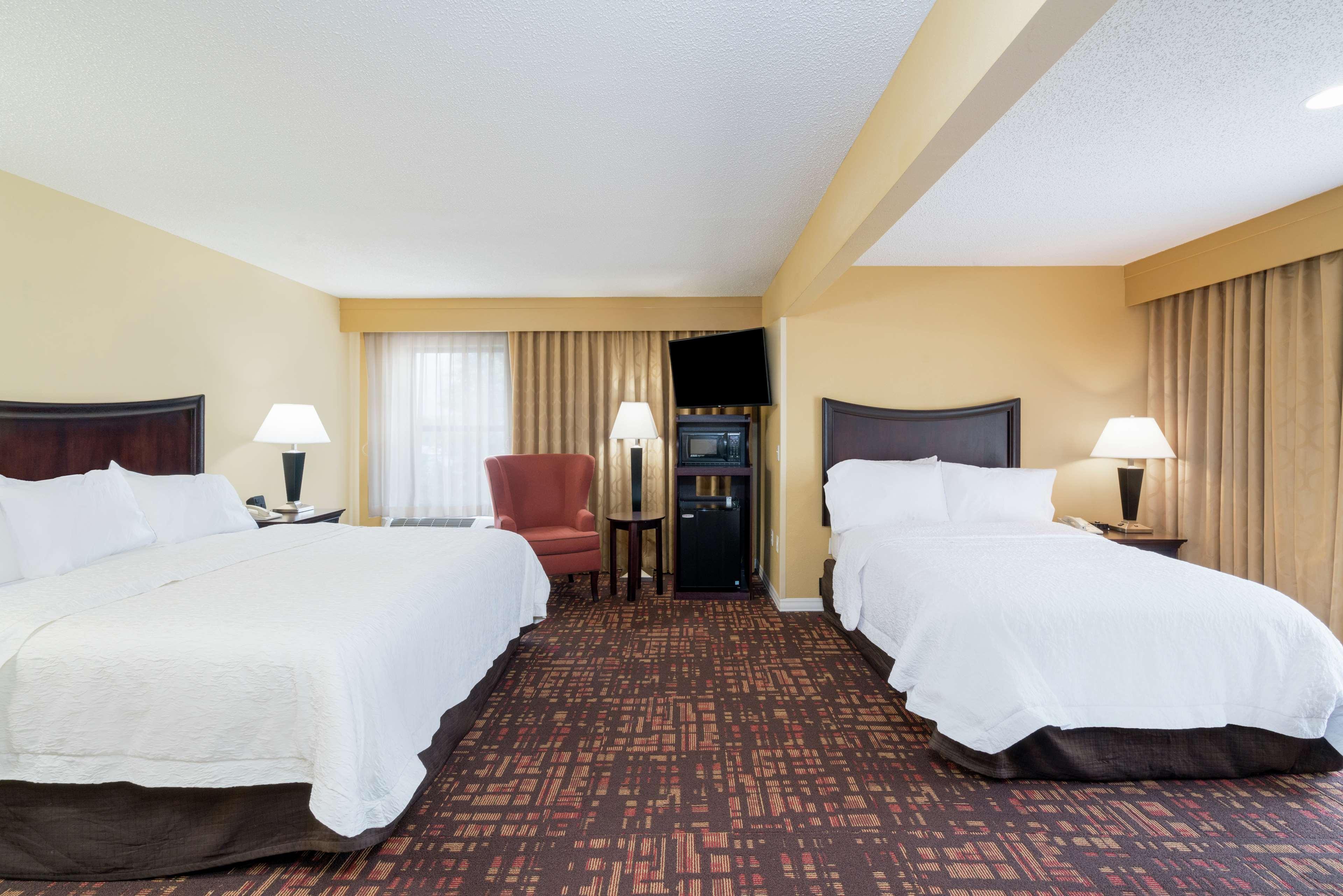 Hampton Inn Corydon Екстериор снимка