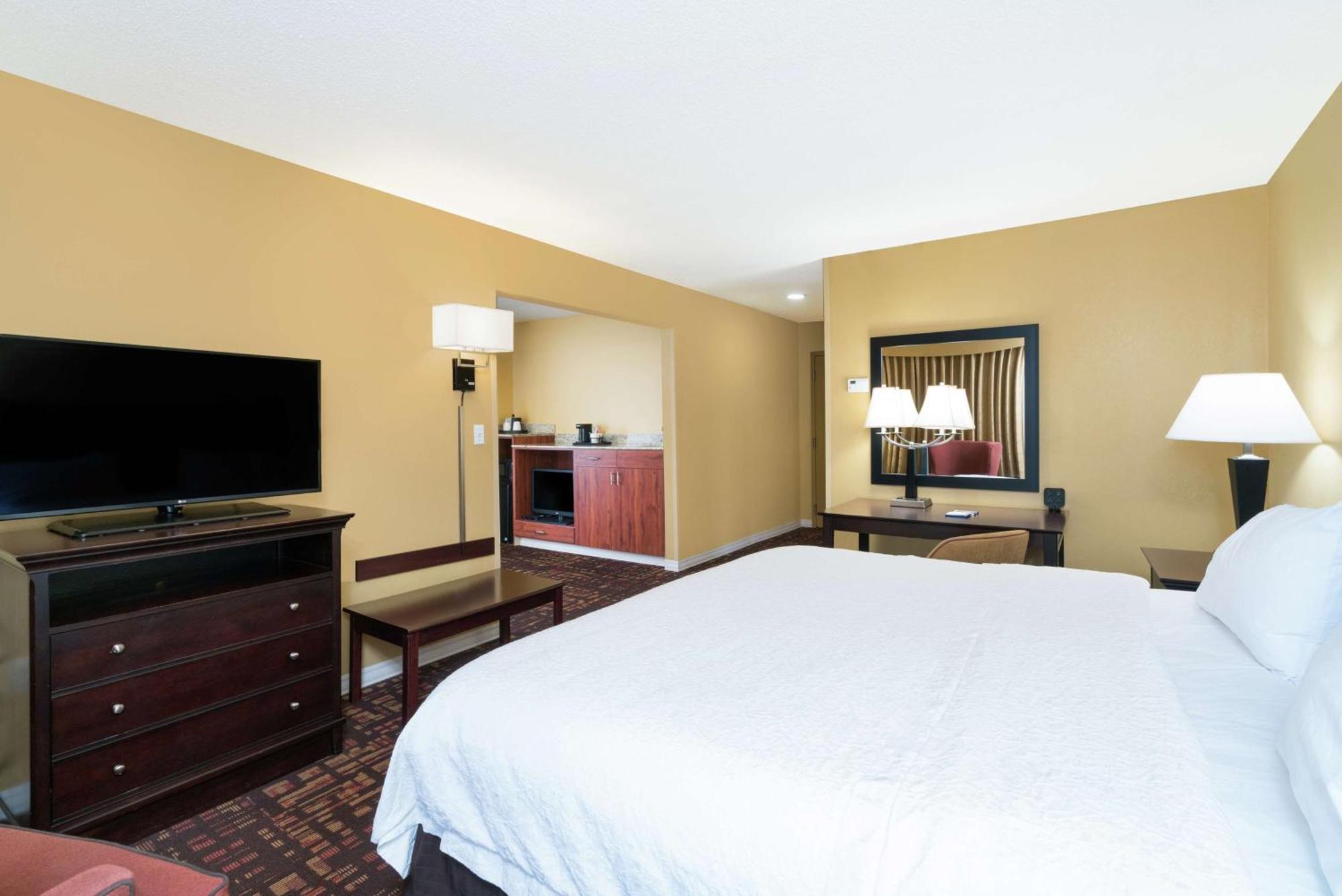 Hampton Inn Corydon Екстериор снимка