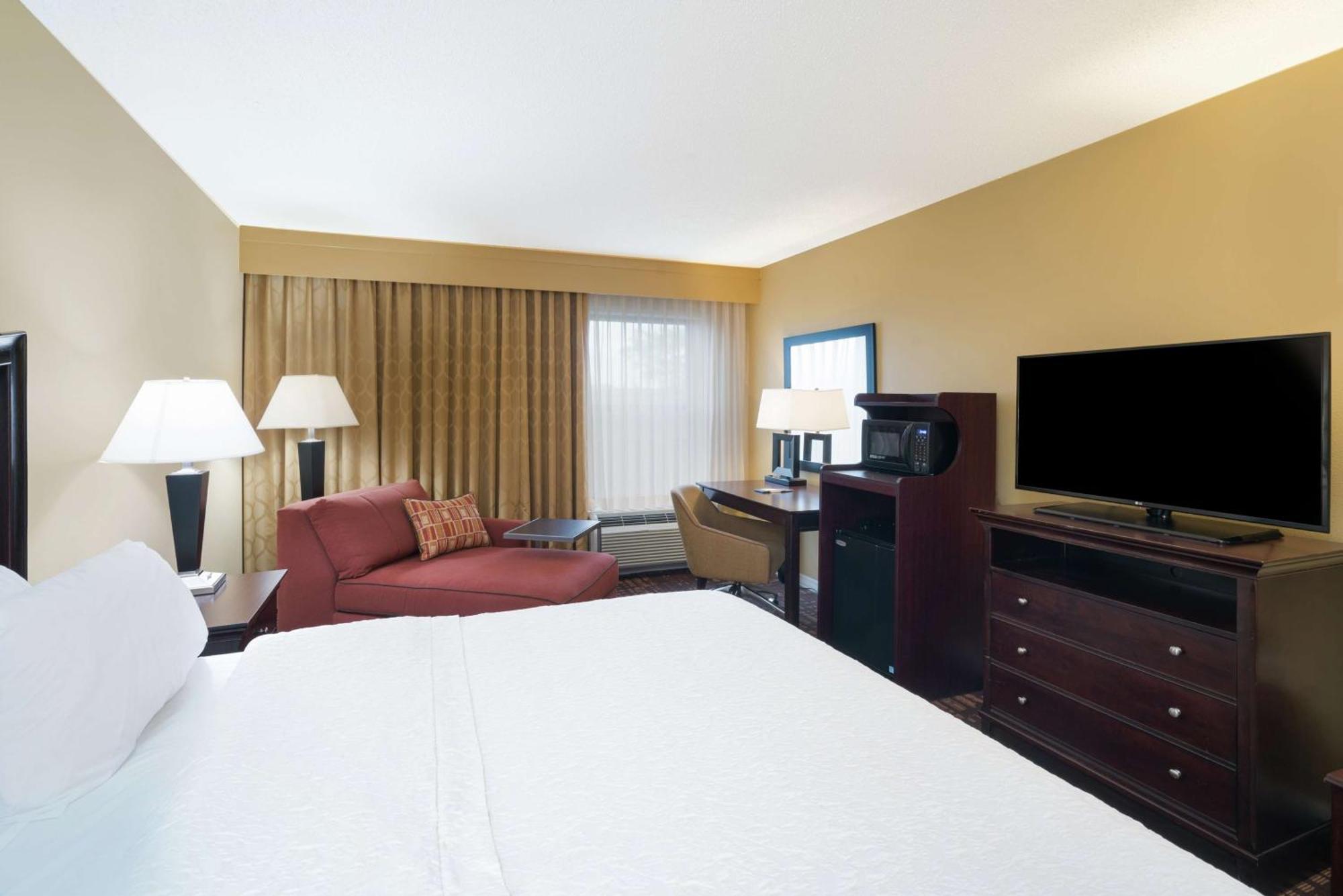 Hampton Inn Corydon Екстериор снимка